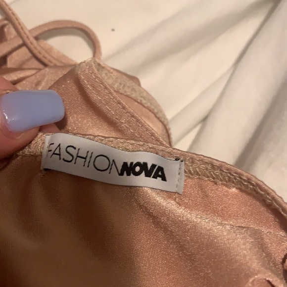 Body fashionnova - Picture 3 of 4